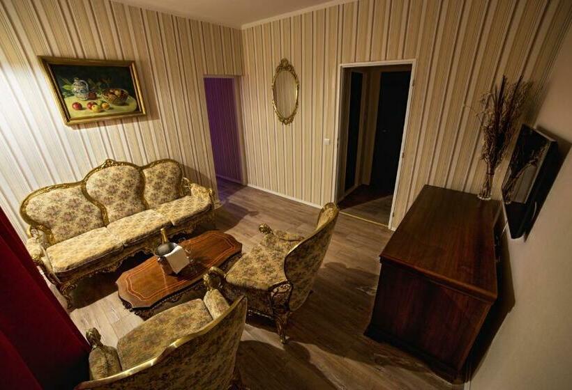 דירת קומפורט חדר שינה 1, Penzion Benatky