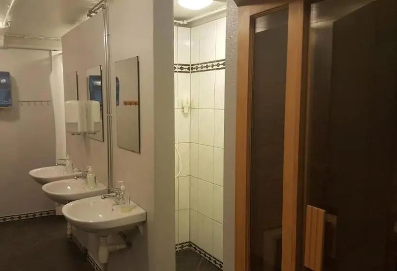 تختخواب در اتاق مشترک, Skeisvang Gjestgiveri