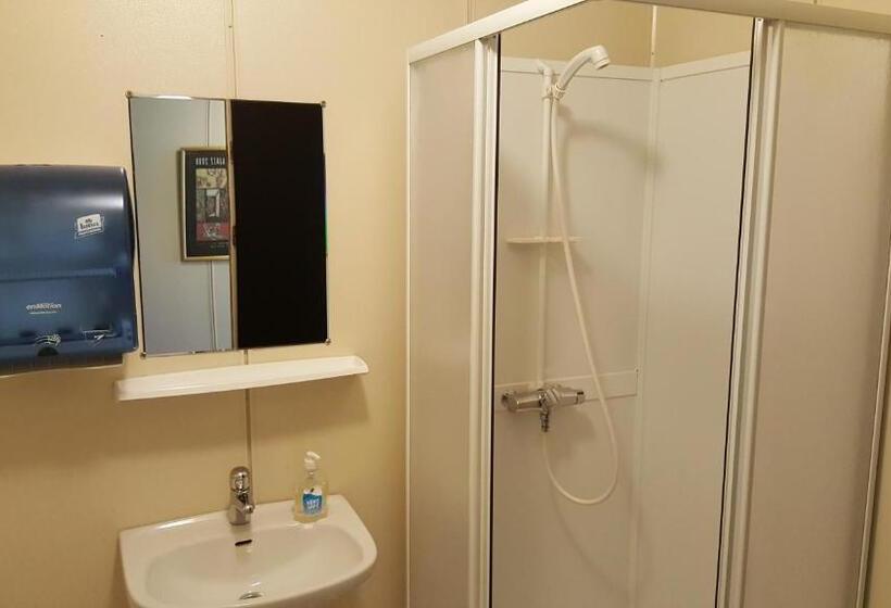Standard room with outdoor bath, Skeisvang Gjestgiveri