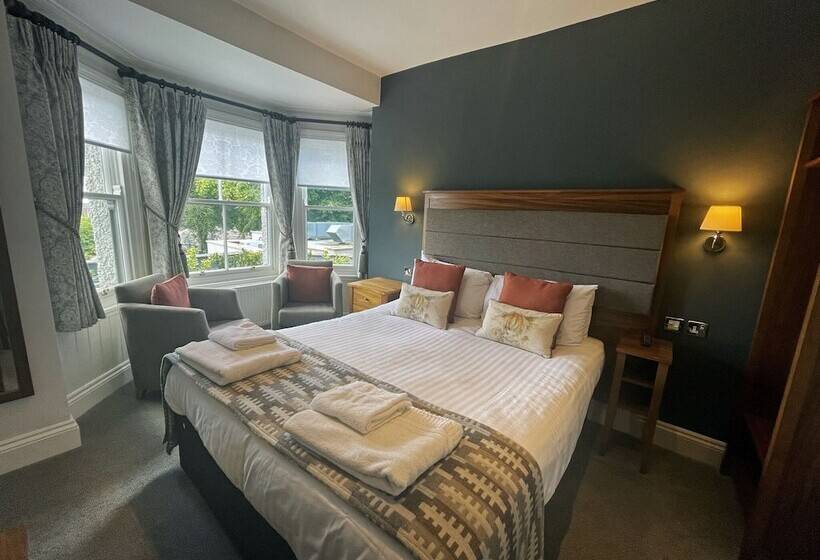 חדר סטנדרט, The Jug And Bottle