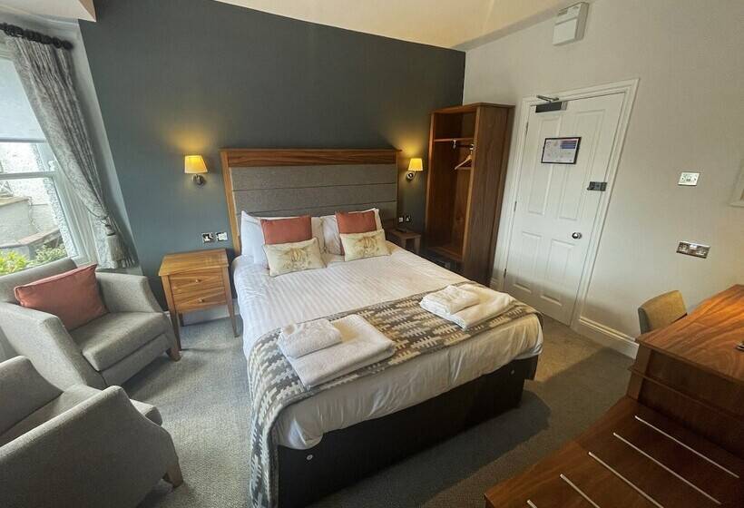 חדר סטנדרט, The Jug And Bottle