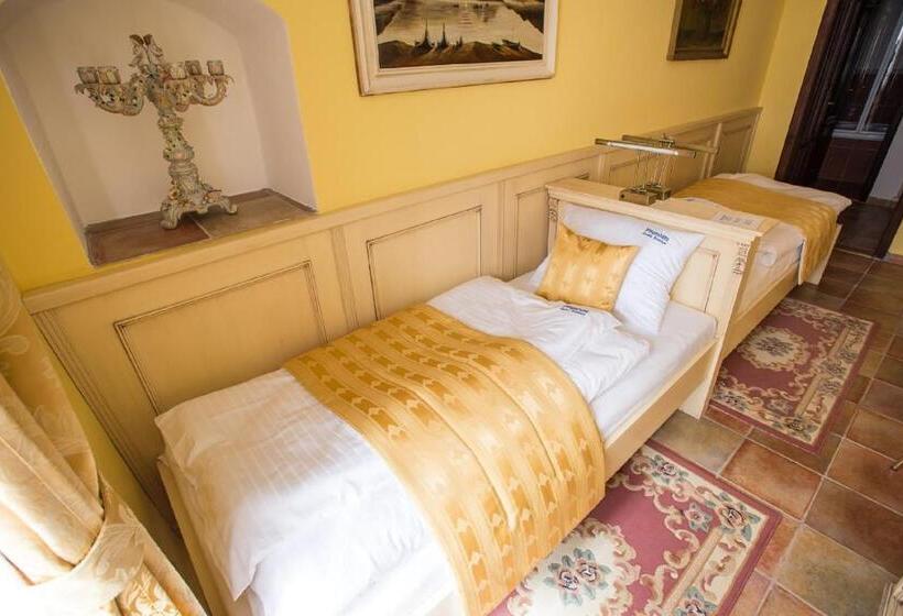 اتاق استاندارد, Pension Premium