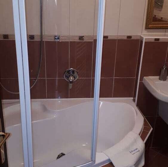 اتاق استاندارد, Pension Premium