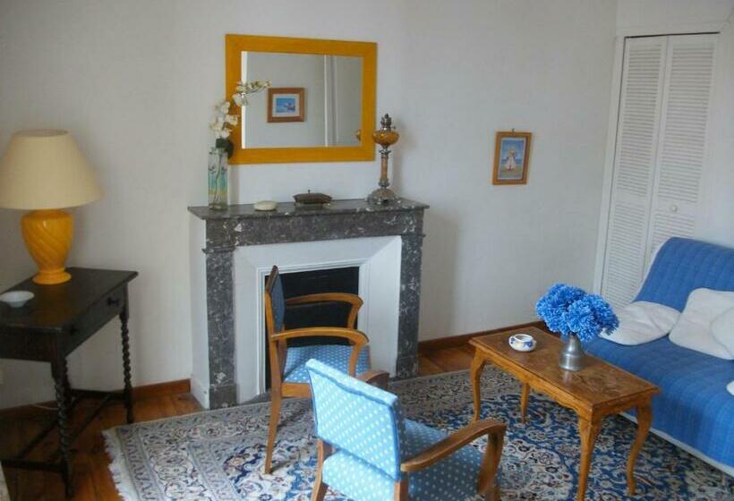 침실 1개 아파트, Villa Erdian