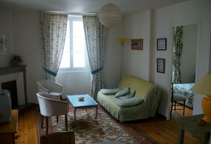 침실 1개 아파트, Villa Erdian