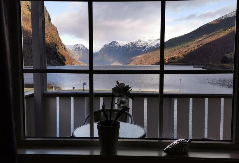 סוויטת ג'וניור משפחתית, Flåm Marina