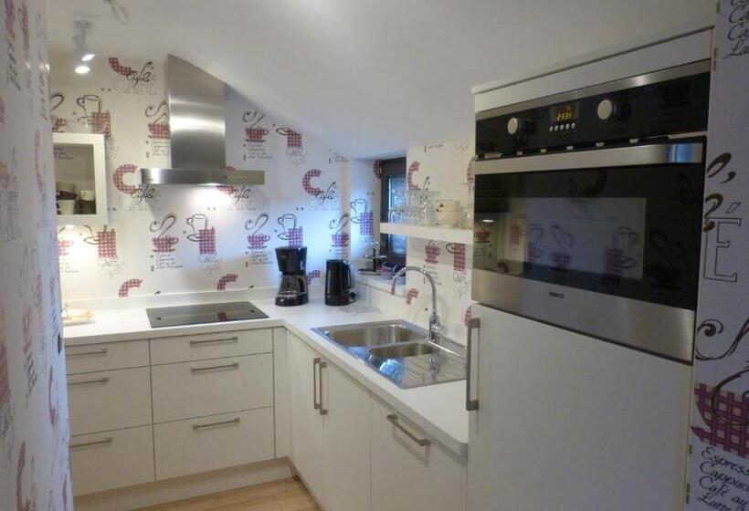 ２ベッドルームアパートメント, L'horizon Studios & Apparts