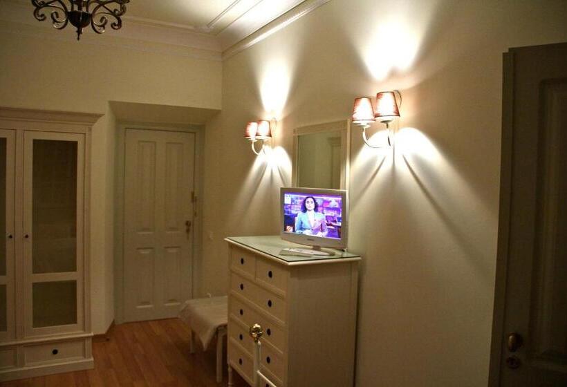 סוויטה משפחתית, Casa Do Colegio Velho