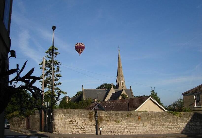 חדר סטנדרט, Devonshire House