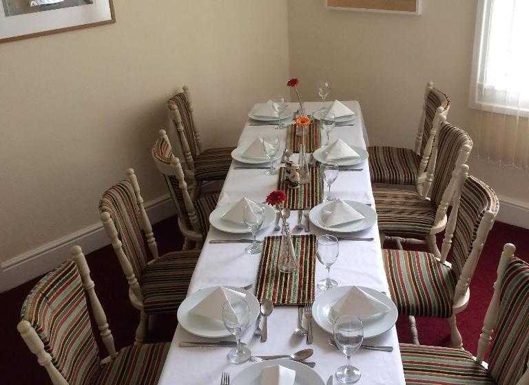 בית, 4 חדרי שינה, Devonshire House