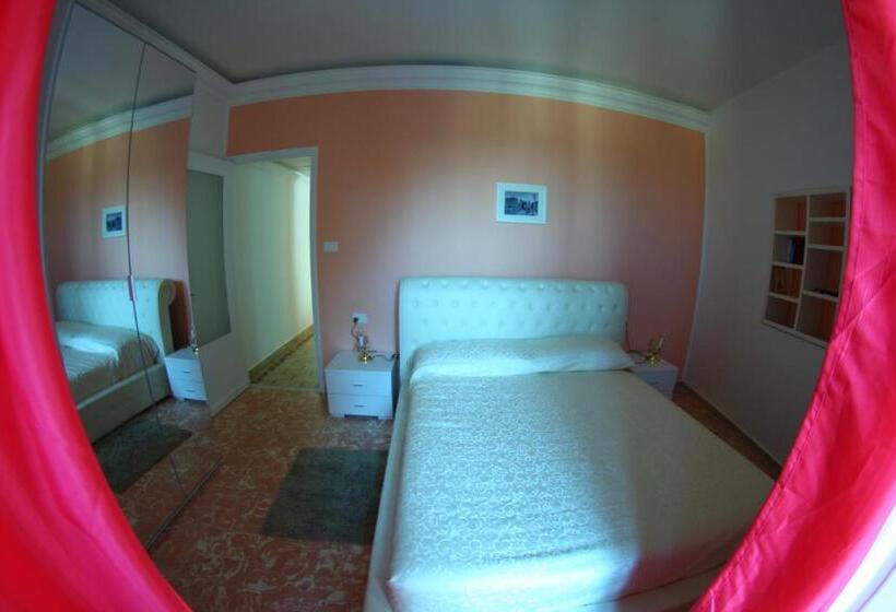 2 베드룸 이그제큐티브 스위트, Gualtiero Camere & Suite