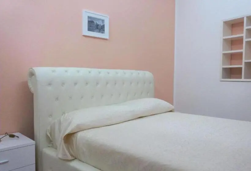 سوئیت خانواده 2 خوابه, Gualtiero Camere & Suite