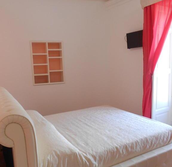 스위트, Gualtiero Camere & Suite