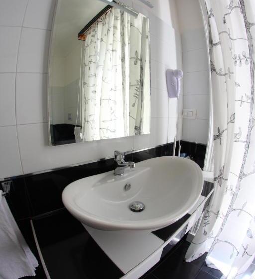 클래식 스위트, Gualtiero Camere & Suite