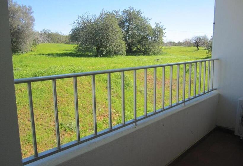 スタンダードトリプルルーム, Guest House Oliveira