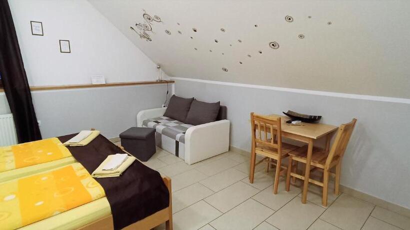 اتاق استاندارد, Apartments Furman Self Check In