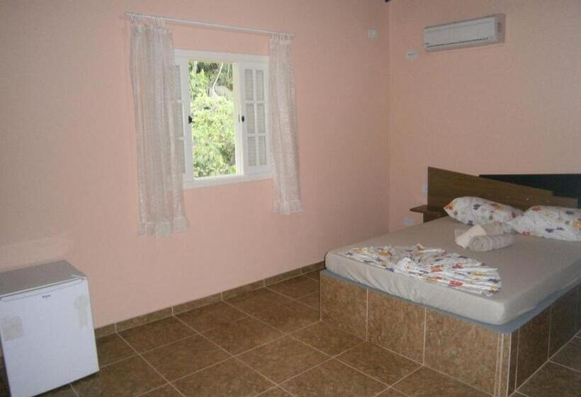 高级三人间, Pousada Do Horto