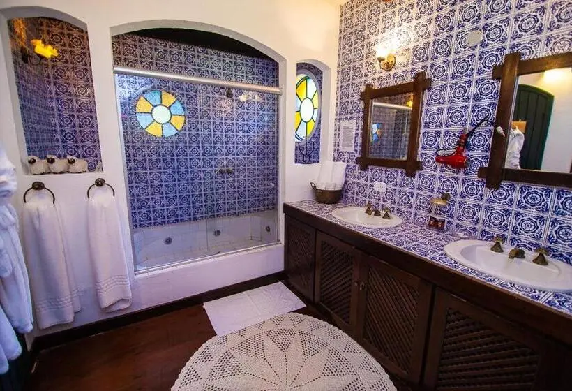 سوئیت با وان آب گرم, Pousada Villa D'amore