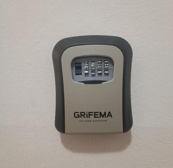 اتاق استاندارد سه نفره, Apartments Furman   Self Check In