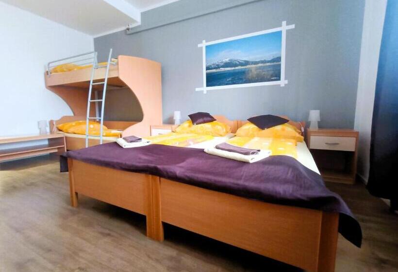 اتاق استاندارد چهار تخته, Apartments Furman Self Check In