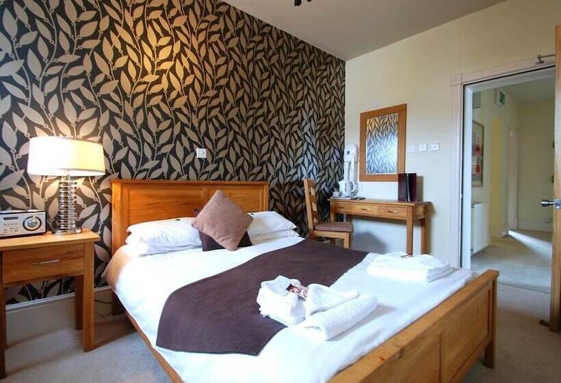 Pokój Ekonomiczny, The Gladstone