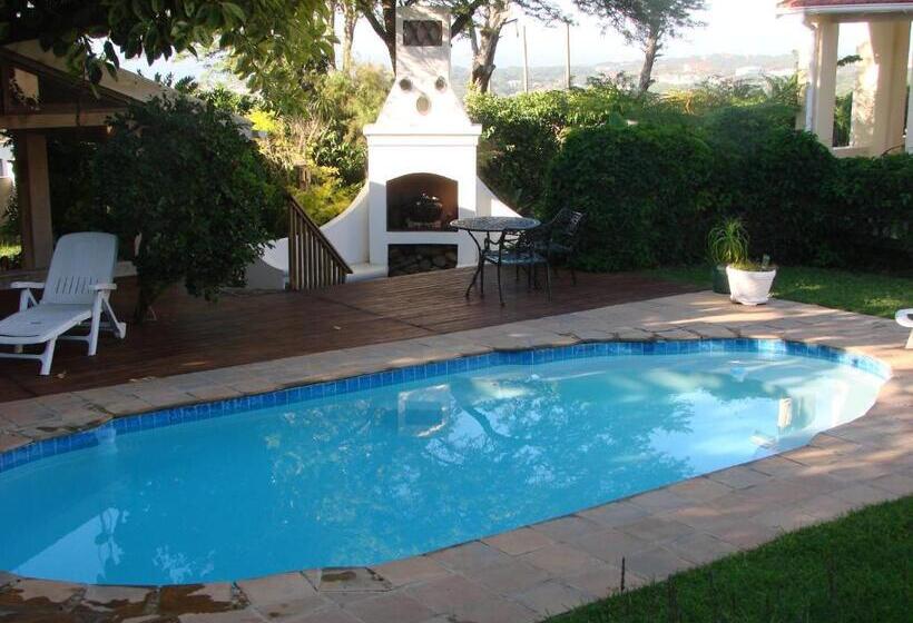 اتاق استاندارد با چشم‌انداز استخر, Villa Vista Guest House