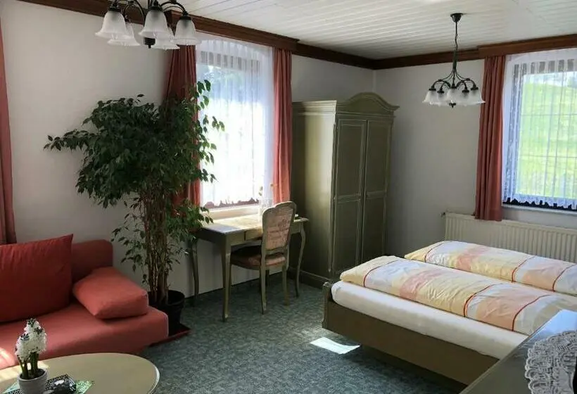 スタンダードルーム, Pension Bennelliebschanke