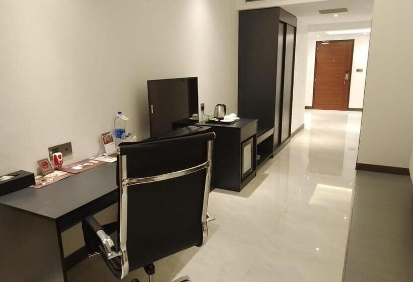 سوئیت پرزیدنت, X Rajshahi