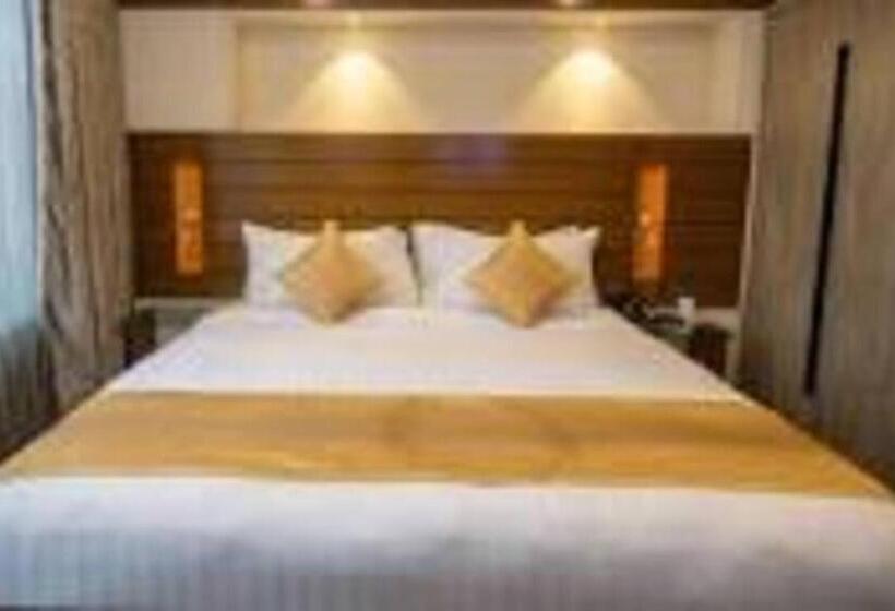 اتاق اکونومی یک تخته, X Rajshahi