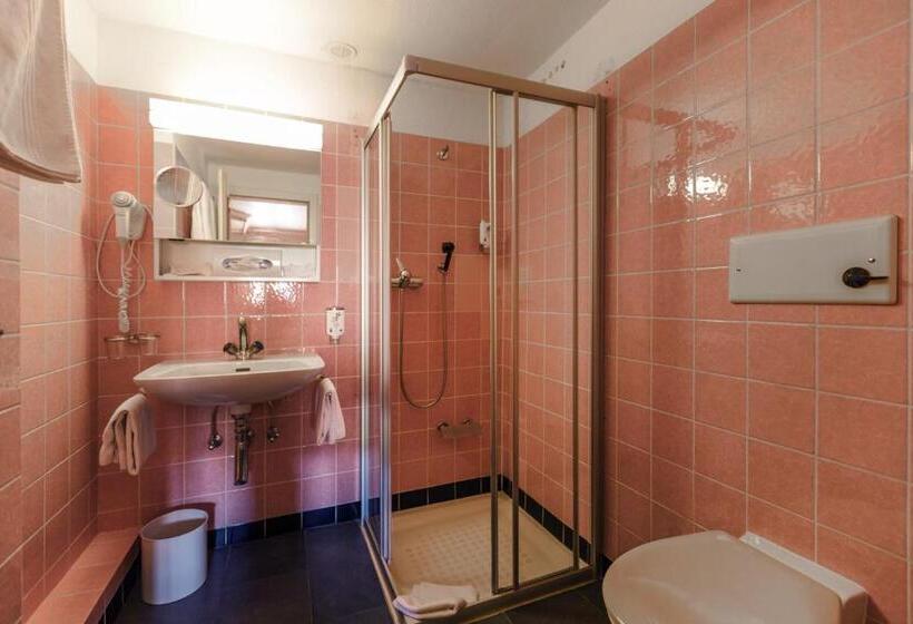 Номер Стандарт, Klarer