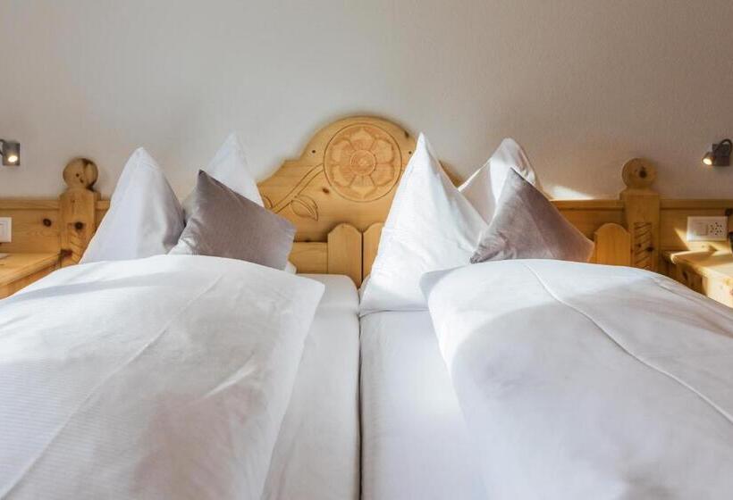 Номер Стандарт, Klarer