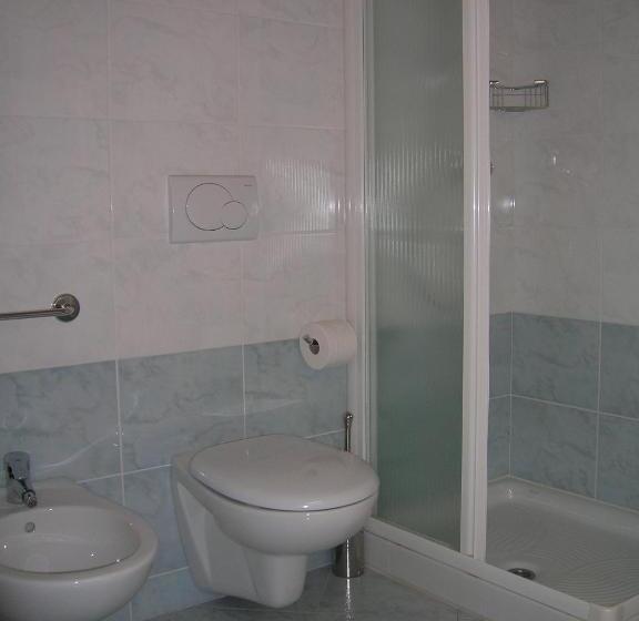 חדר סטנדרט לשלושה, Affittacamere Villa Belfiore