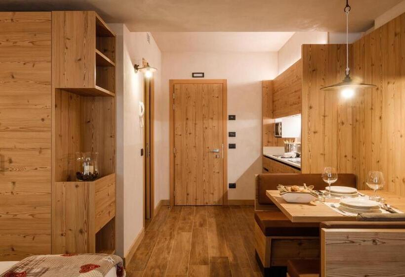 סטודיו סופריור, Chalet Bellavista