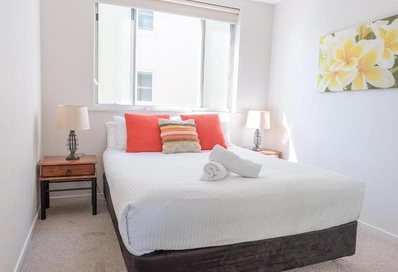 آپارتمان 3 خوابه, Grandview Apartments