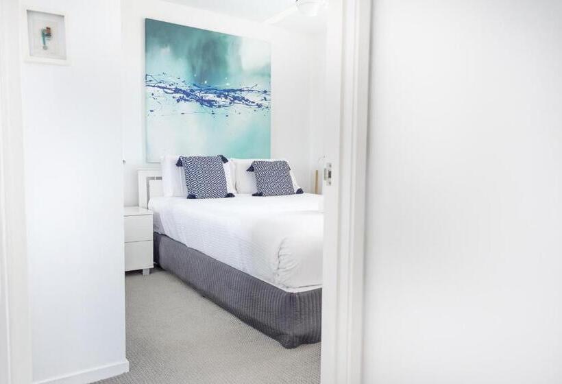 2 Bedrooms Premium Apartment River View, Grandview Apartments