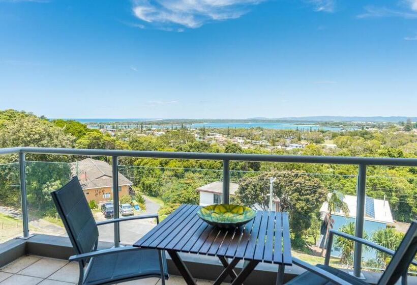 2 Bedrooms Premium Apartment River View, Grandview Apartments