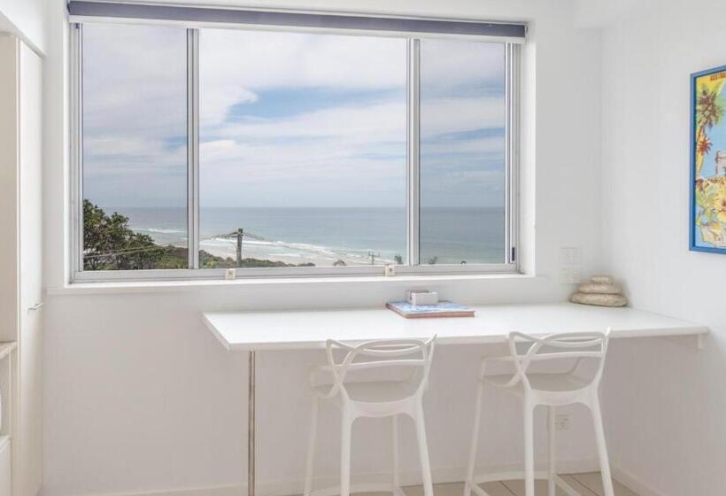 2 Bedroom Premium Apartment Sea View, Grandview Apartments