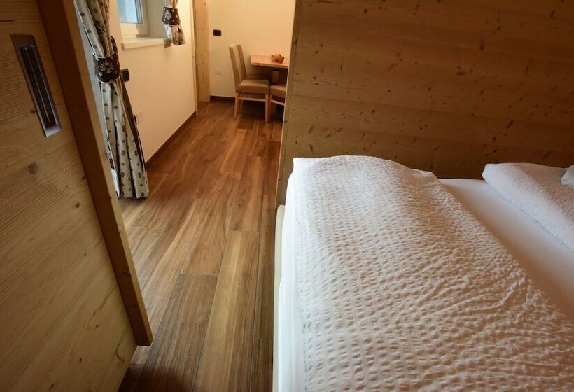 스탠다드 스튜디오 정원 전망, Agritur Darial
