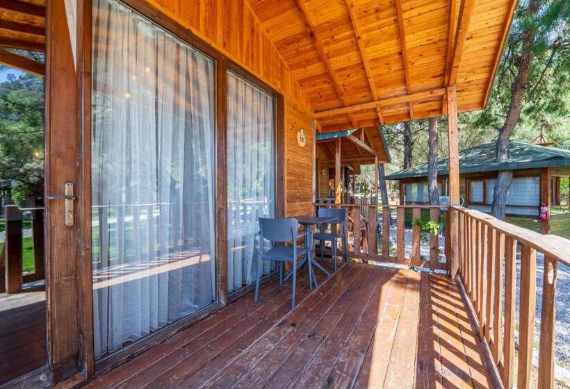 בקתה סטנדרטית, Sea Valley Lodge