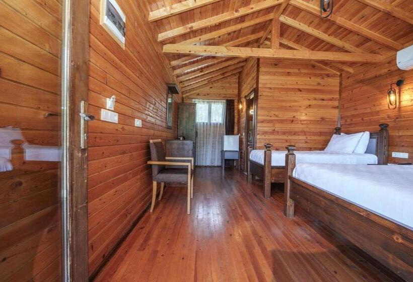 בקתה סטנדרטית, Sea Valley Lodge