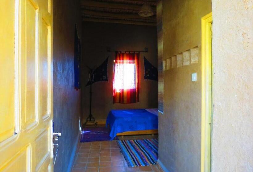 标准三人间, Hôtel Riad Tadarte Familier