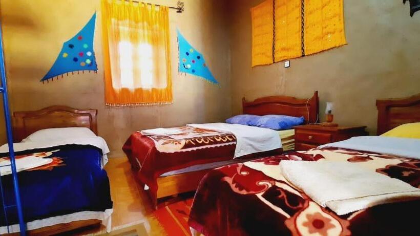 家庭间, Hôtel Riad Tadarte Familier