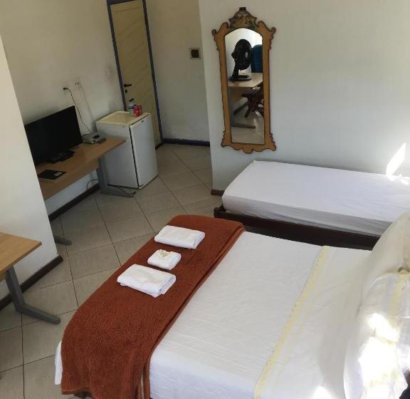 Номер Стандарт, Abigail Condé