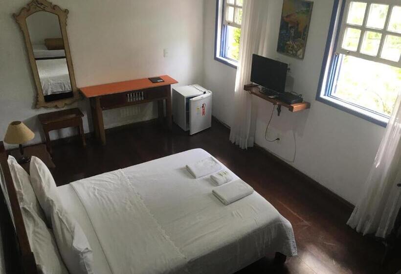 Номер Стандарт Трехместный, Abigail Condé