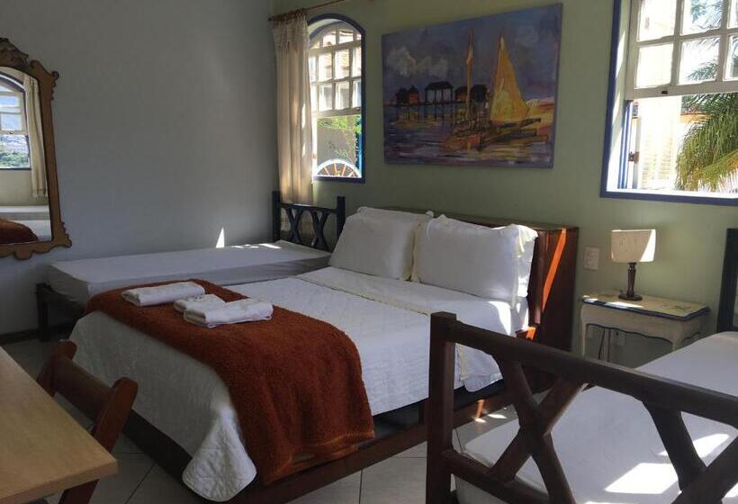 Номер Стандарт Трехместный, Abigail Condé