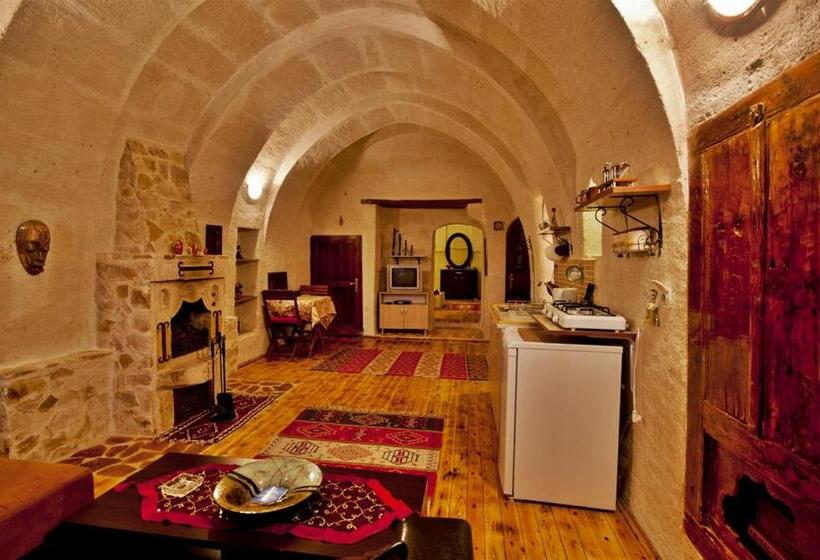 디럭스 스위트, Adanos Konuk Evi