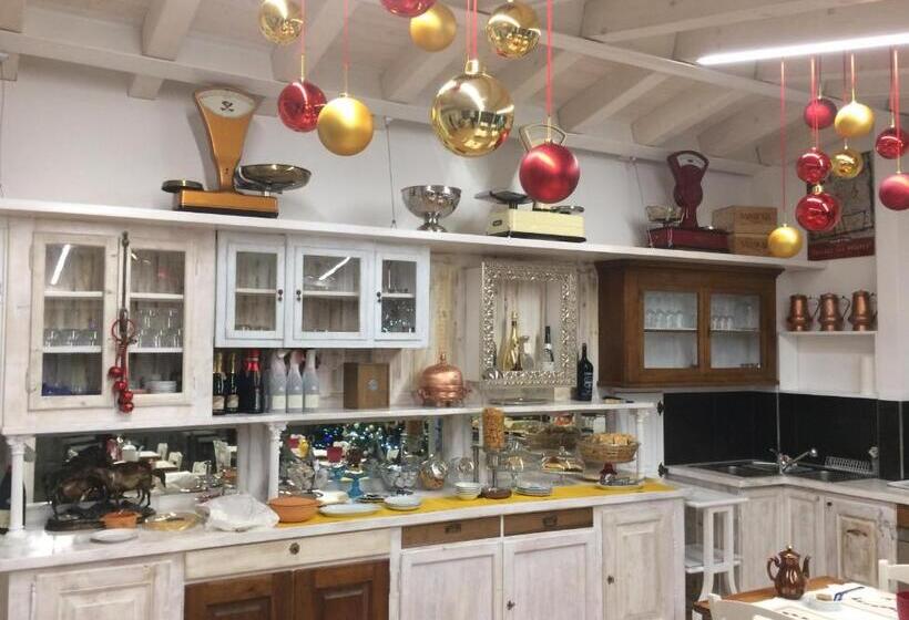 סוויטה אקזקיוטיב, Le Fate Corbezzole