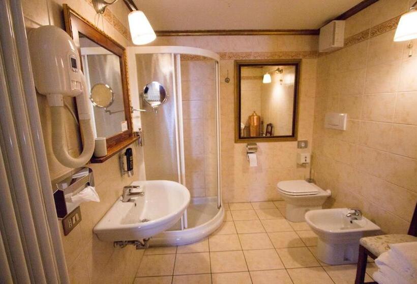 חדר סטנדרט, Le Fate Corbezzole