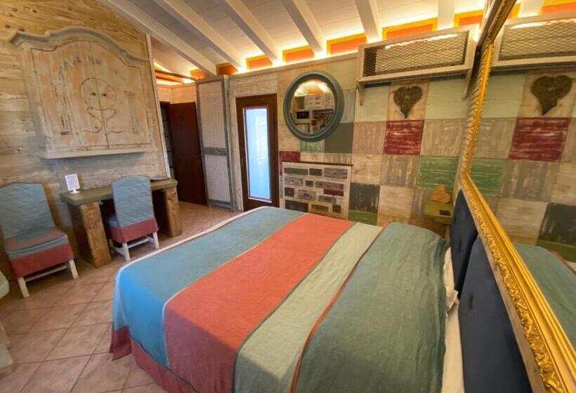 סוויטה עם ג'קוזי, Le Fate Corbezzole