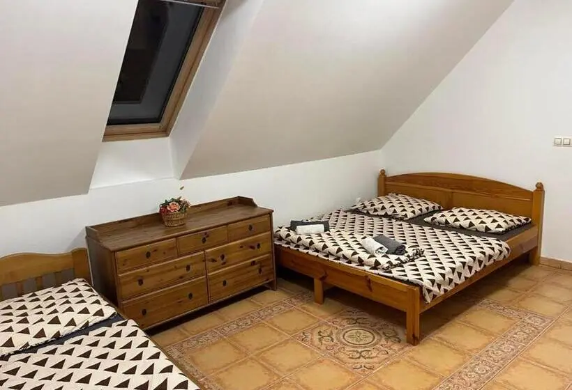 سوییت, Penzion Zatisi